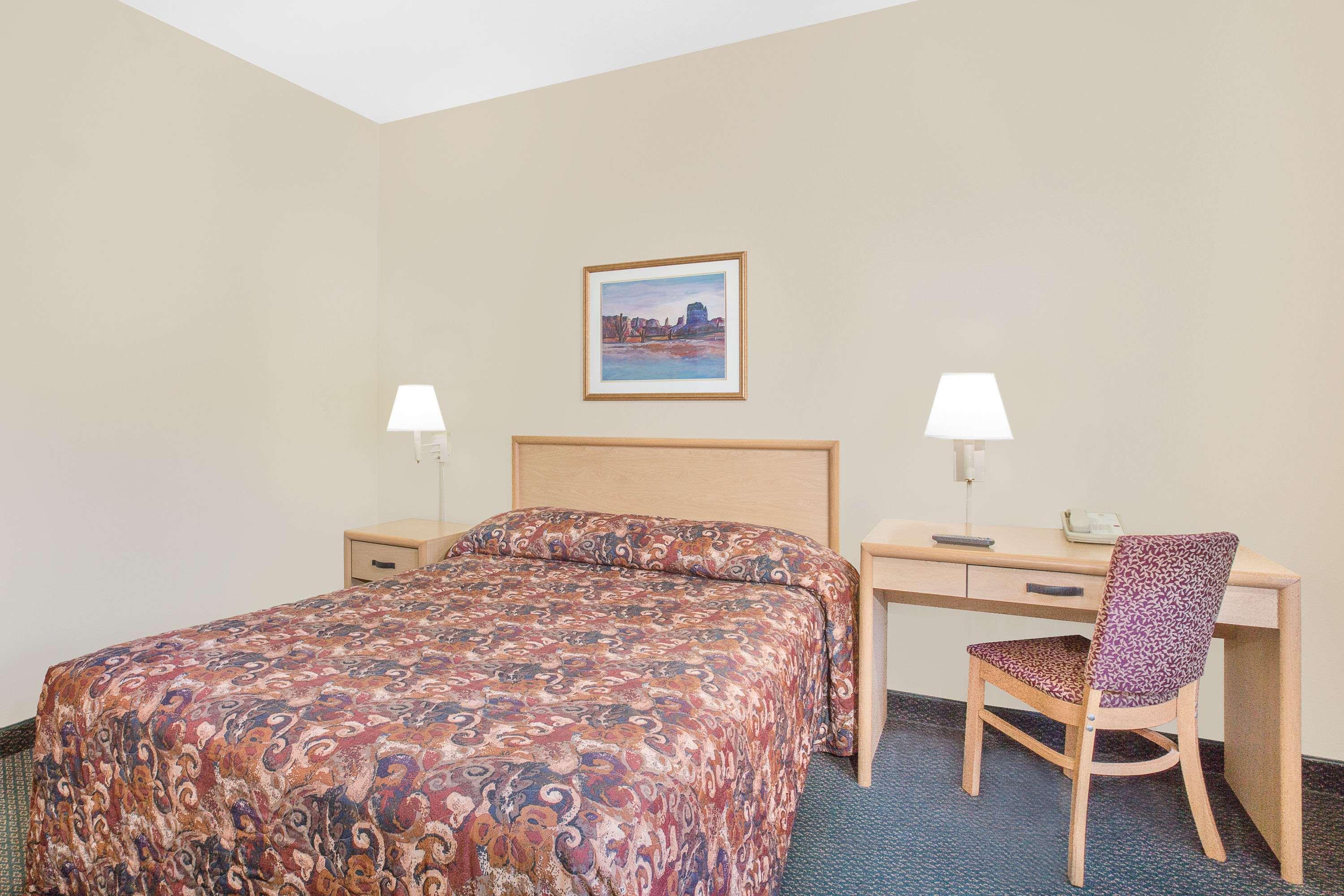 Super 8 By Wyndham Quartzsite Az Hotel Exterior photo