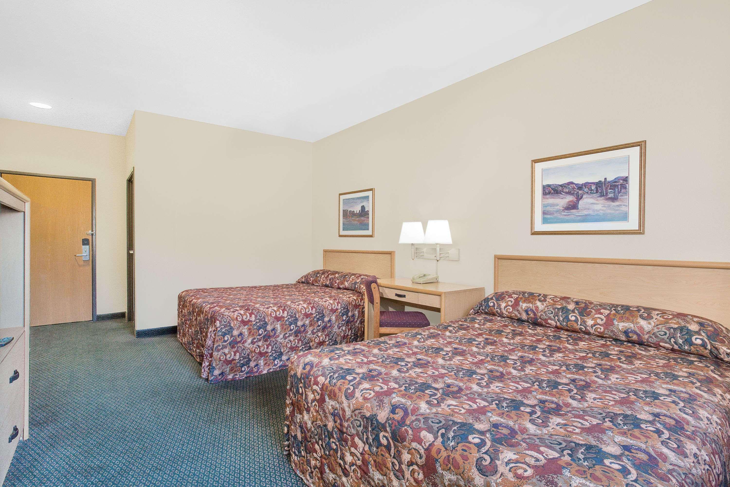 Super 8 By Wyndham Quartzsite Az Hotel Exterior photo