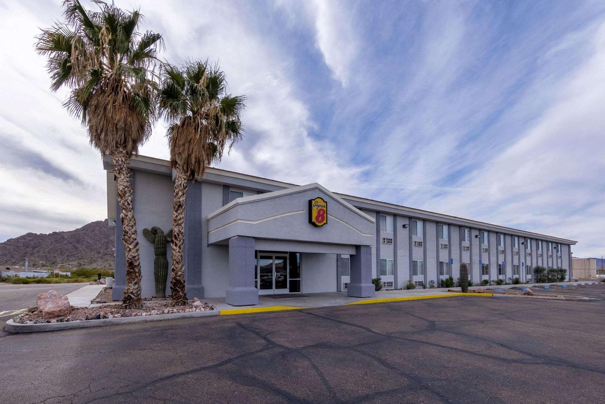 Super 8 By Wyndham Quartzsite Az Hotel Exterior photo